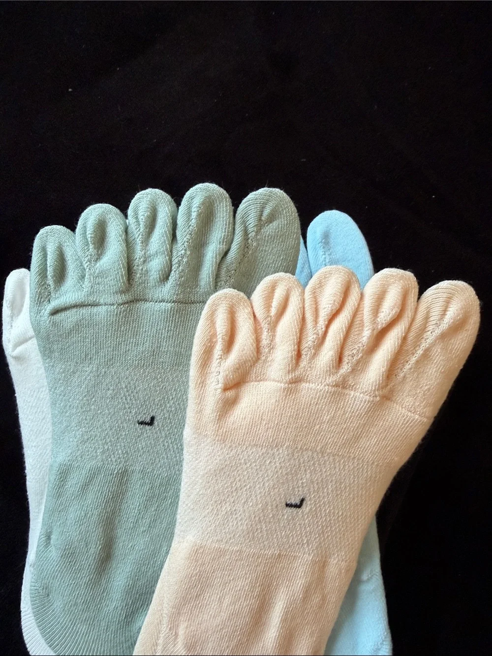 Footsies Tootsies YOGA socks 5 Pairs Cotton blend toes socks, NWT, size L (7-9US